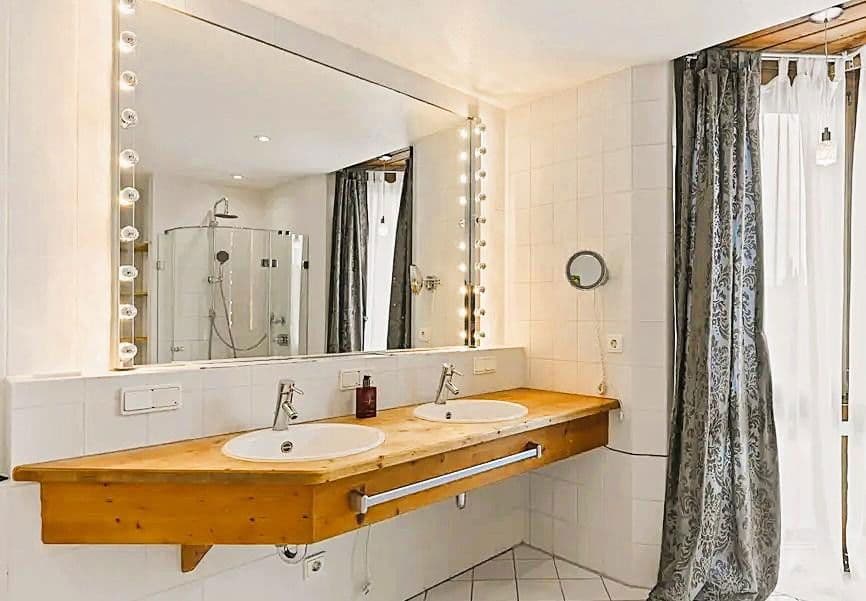 Prodej domu 235 m², pozemek 427 m², Ludwigshafen, Porýní-Falc Prodej domu 235 m², pozemek 427 m², Ludwigshafen, Porýní-Falc