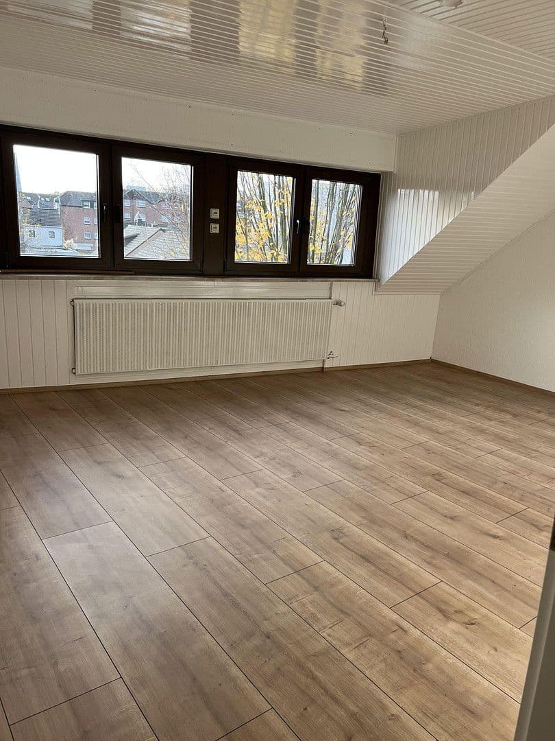 Pronájem domu 171 m², pozemek 371 m², Hasenweide 105, Frechen, Severní Porýní-Vestfálsko Pronájem domu 171 m², pozemek 371 m², Hasenweide 105, Frechen, Severní Porýní-Vestfálsko
