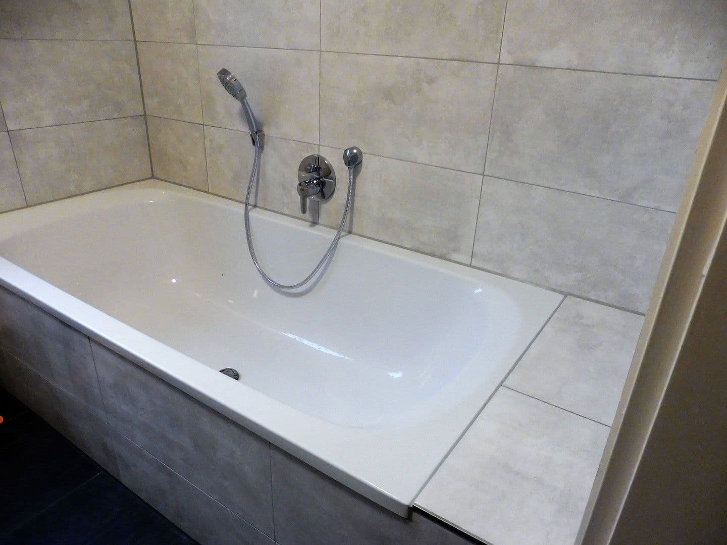 Pronájem domu 120 m², pozemek 300 m², Memmingen, Bavorsko Pronájem domu 120 m², pozemek 300 m², Memmingen, Bavorsko