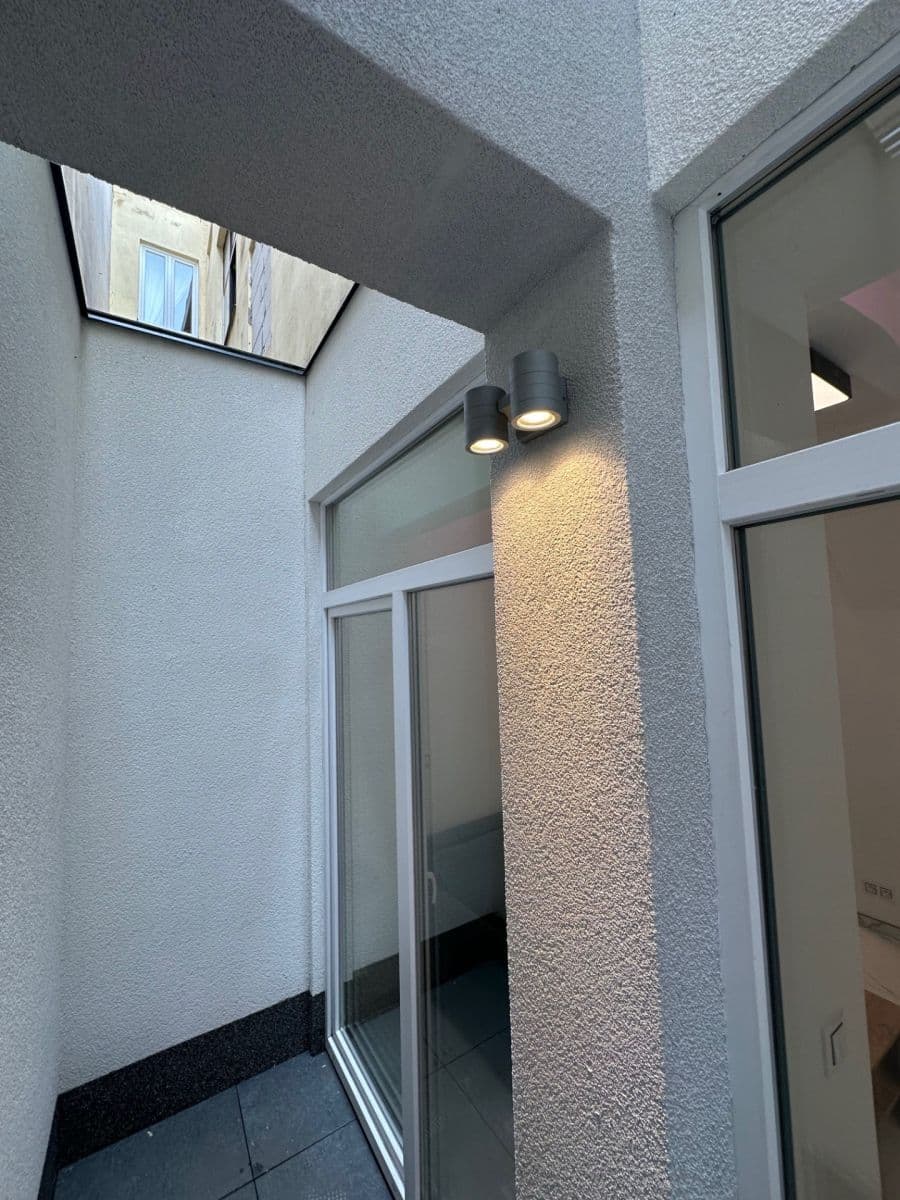 Pronájem bytu 2+kk 48 m², Sokolovská, Praha, Praha Pronájem bytu 2+kk 48 m², Sokolovská, Praha, Praha