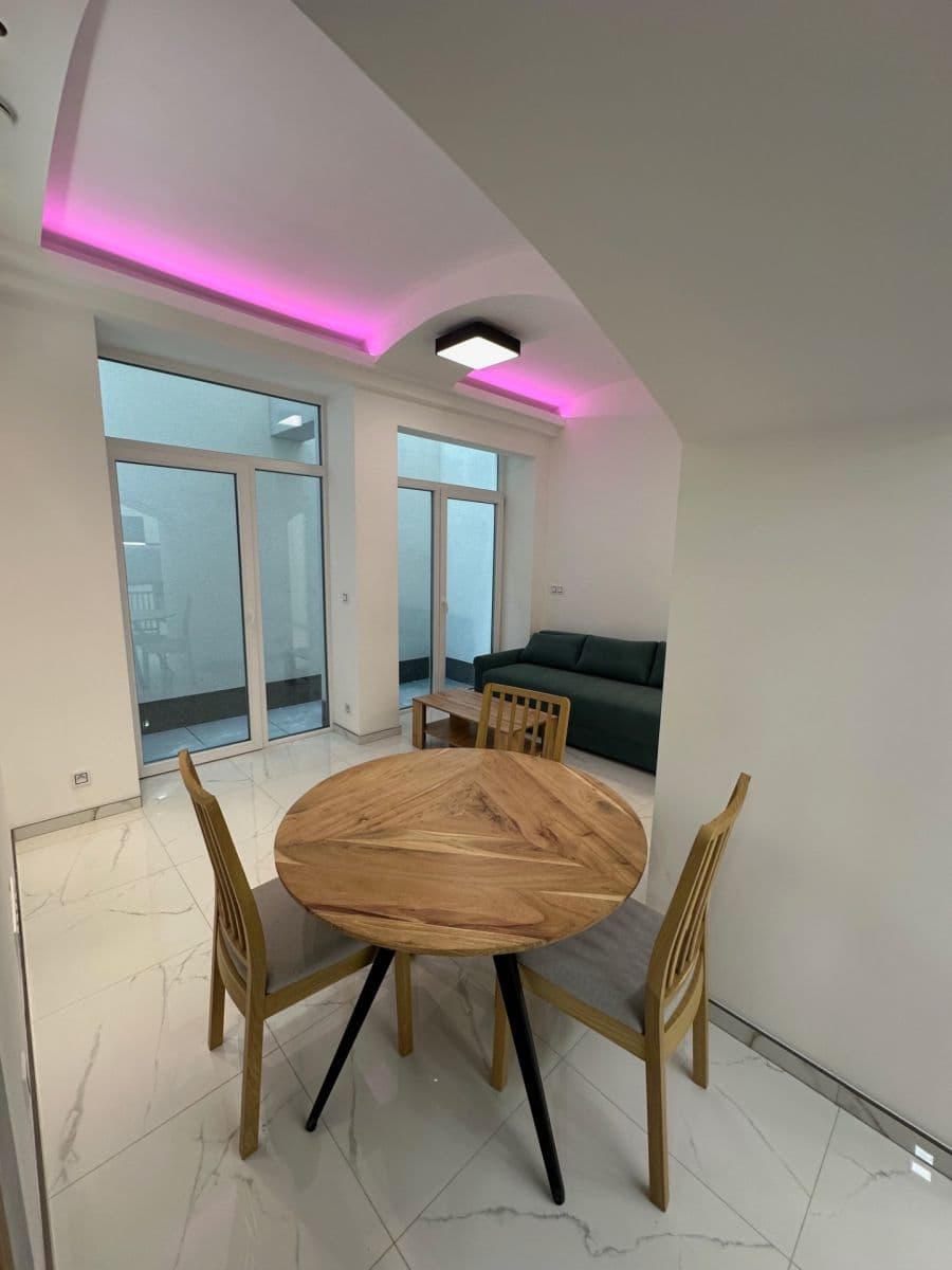 Pronájem bytu 2+kk 48 m², Sokolovská, Praha, Praha Pronájem bytu 2+kk 48 m², Sokolovská, Praha, Praha