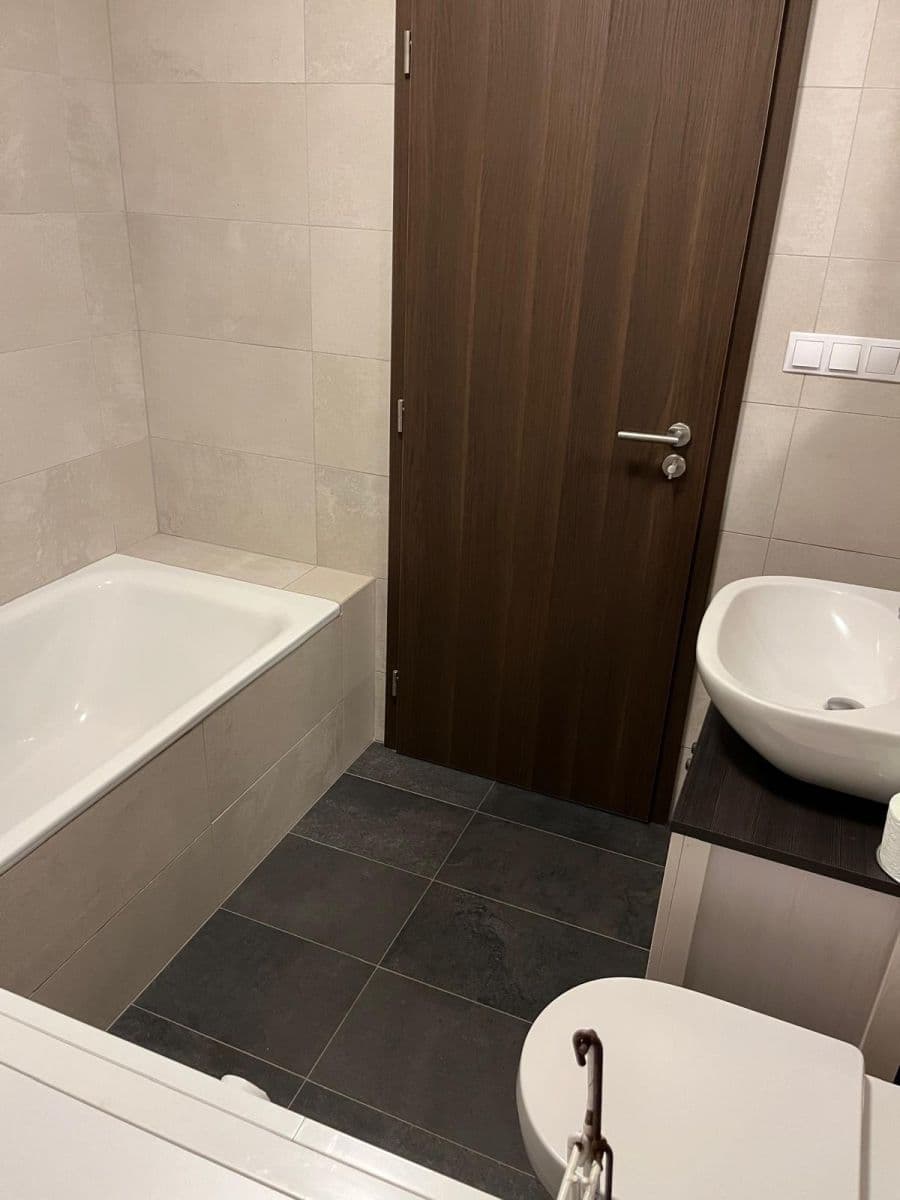 Pronájem bytu 1+kk 33 m², Kačírkova, Praha, Praha Pronájem bytu 1+kk 33 m², Kačírkova, Praha, Praha