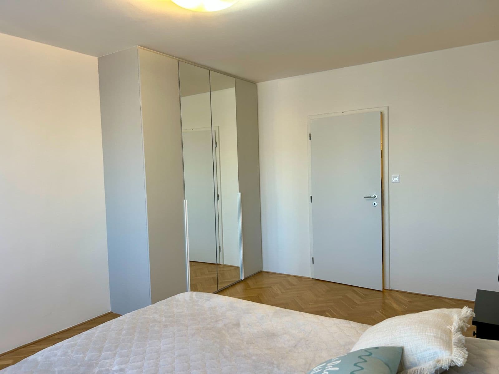 Pronájem bytu 2+1 66 m², Žinkovská, Praha, Praha Pronájem bytu 2+1 66 m², Žinkovská, Praha, Praha