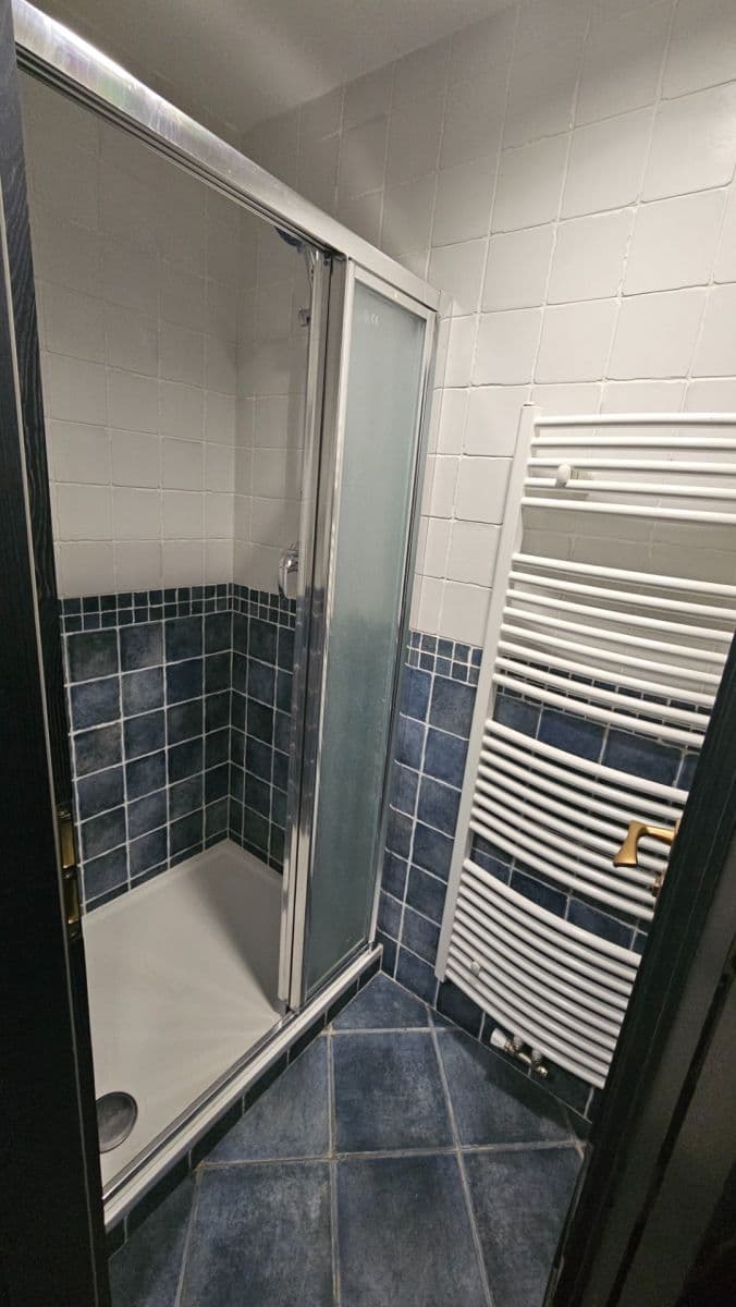 Pronájem kanceláře 56 m², náměstí Smiřických, Kostelec nad Černými lesy, Středočeský kraj Pronájem kanceláře 56 m², náměstí Smiřických, Kostelec nad Černými lesy, Středočeský kraj