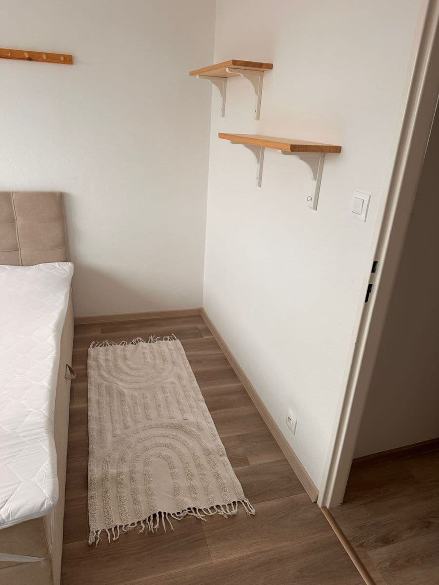 Pronájem bytu 3+1 81 m², Lipenská, České Budějovice, Jihočeský kraj Pronájem bytu 3+1 81 m², Lipenská, České Budějovice, Jihočeský kraj