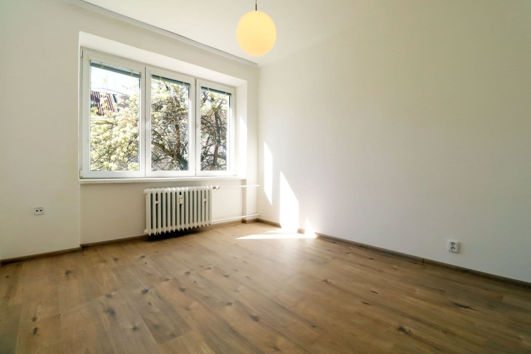 Pronájem bytu 2+1 52 m², Jabloňová, Praha, Praha Pronájem bytu 2+1 52 m², Jabloňová, Praha, Praha