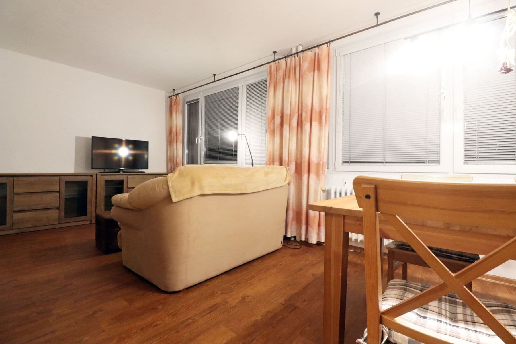 Pronájem bytu 2+1 56 m², Paláskova, Praha, Praha Pronájem bytu 2+1 56 m², Paláskova, Praha, Praha