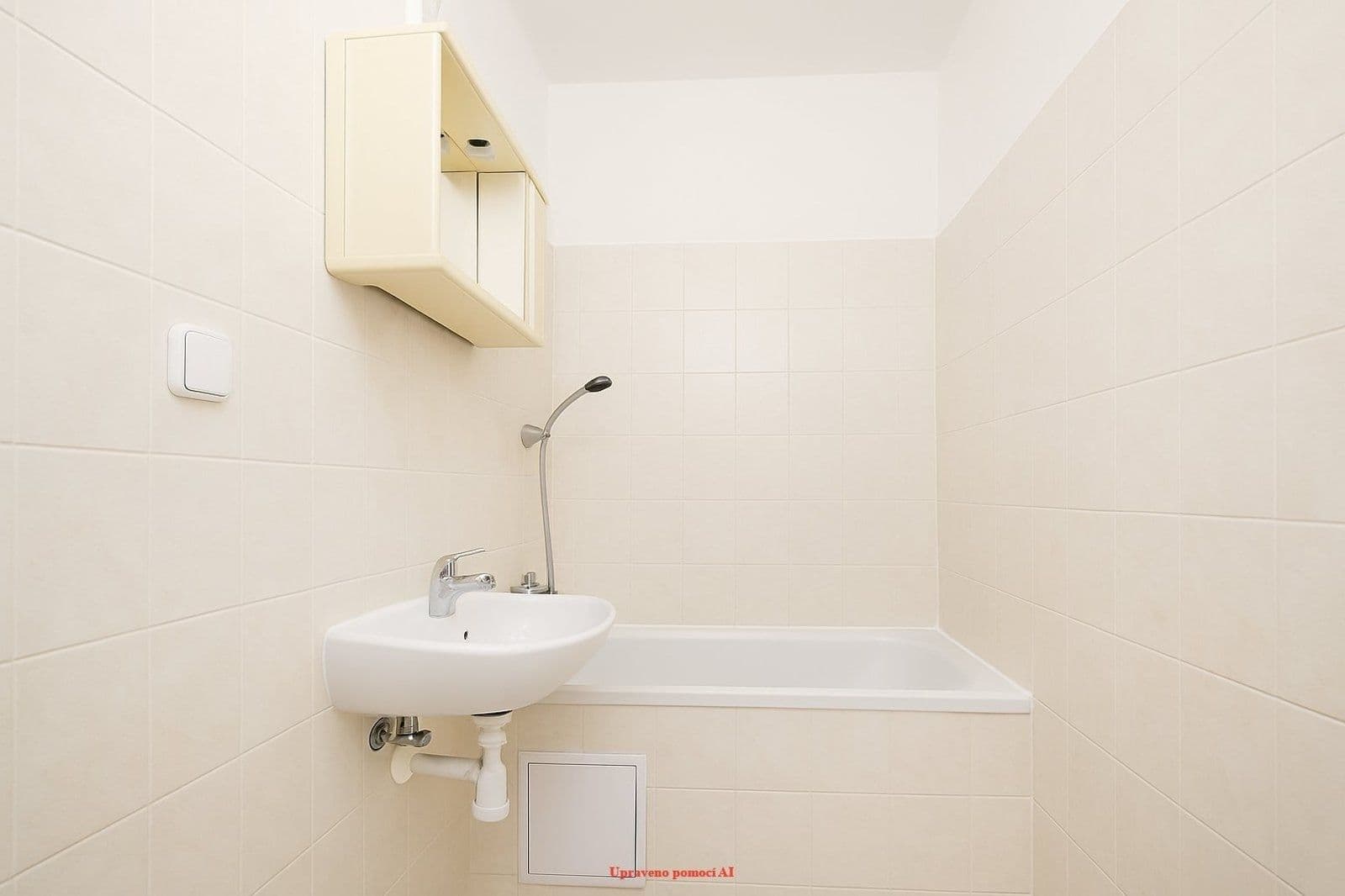 Pronájem bytu 1+kk 27 m², Okružní, Český Těšín, Moravskoslezský kraj Pronájem bytu 1+kk 27 m², Okružní, Český Těšín, Moravskoslezský kraj