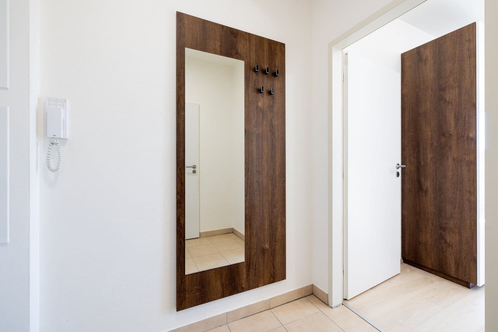 Pronájem bytu 1+kk 27 m², Magisterská, Plzeň, Plzeňský kraj Pronájem bytu 1+kk 27 m², Magisterská, Plzeň, Plzeňský kraj