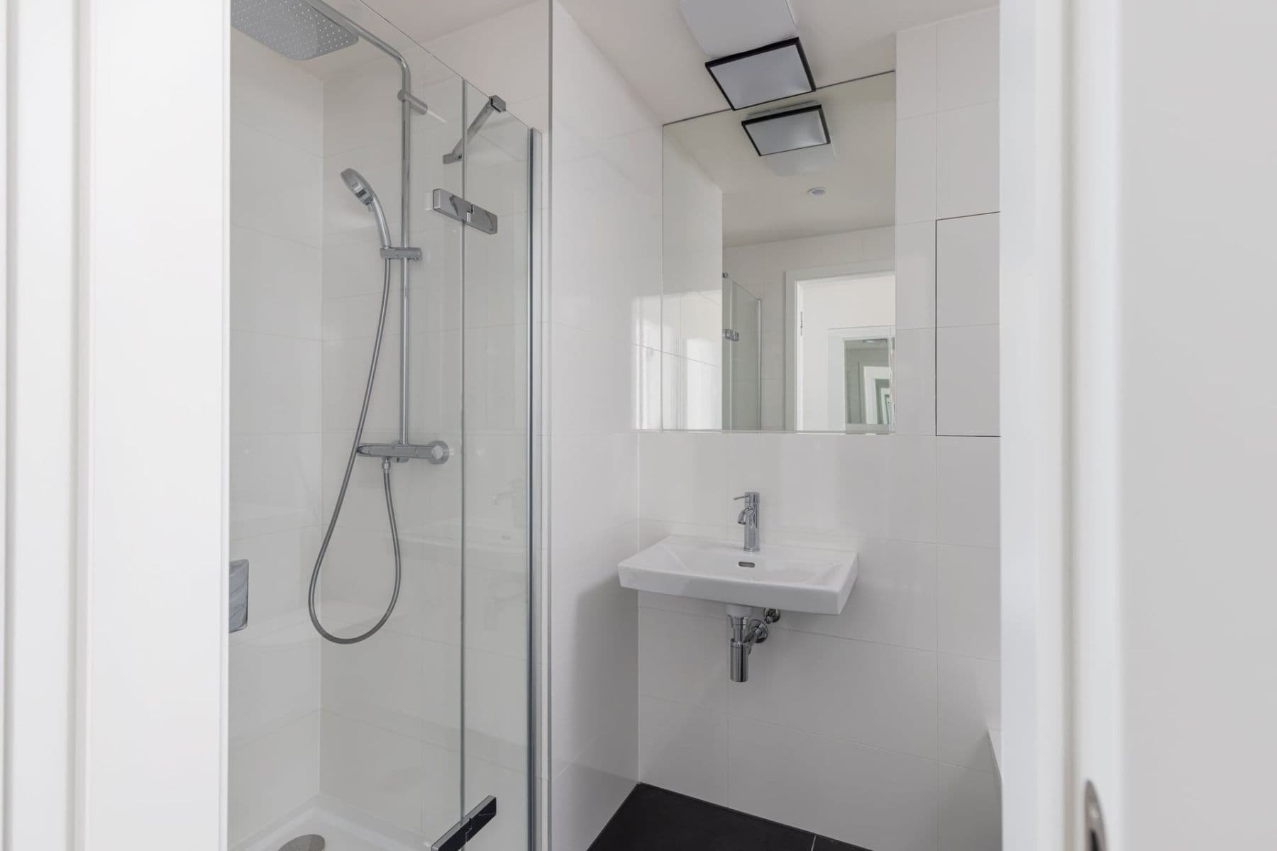 Pronájem bytu 1+kk 28 m², Maroldova, Praha, Praha Pronájem bytu 1+kk 28 m², Maroldova, Praha, Praha