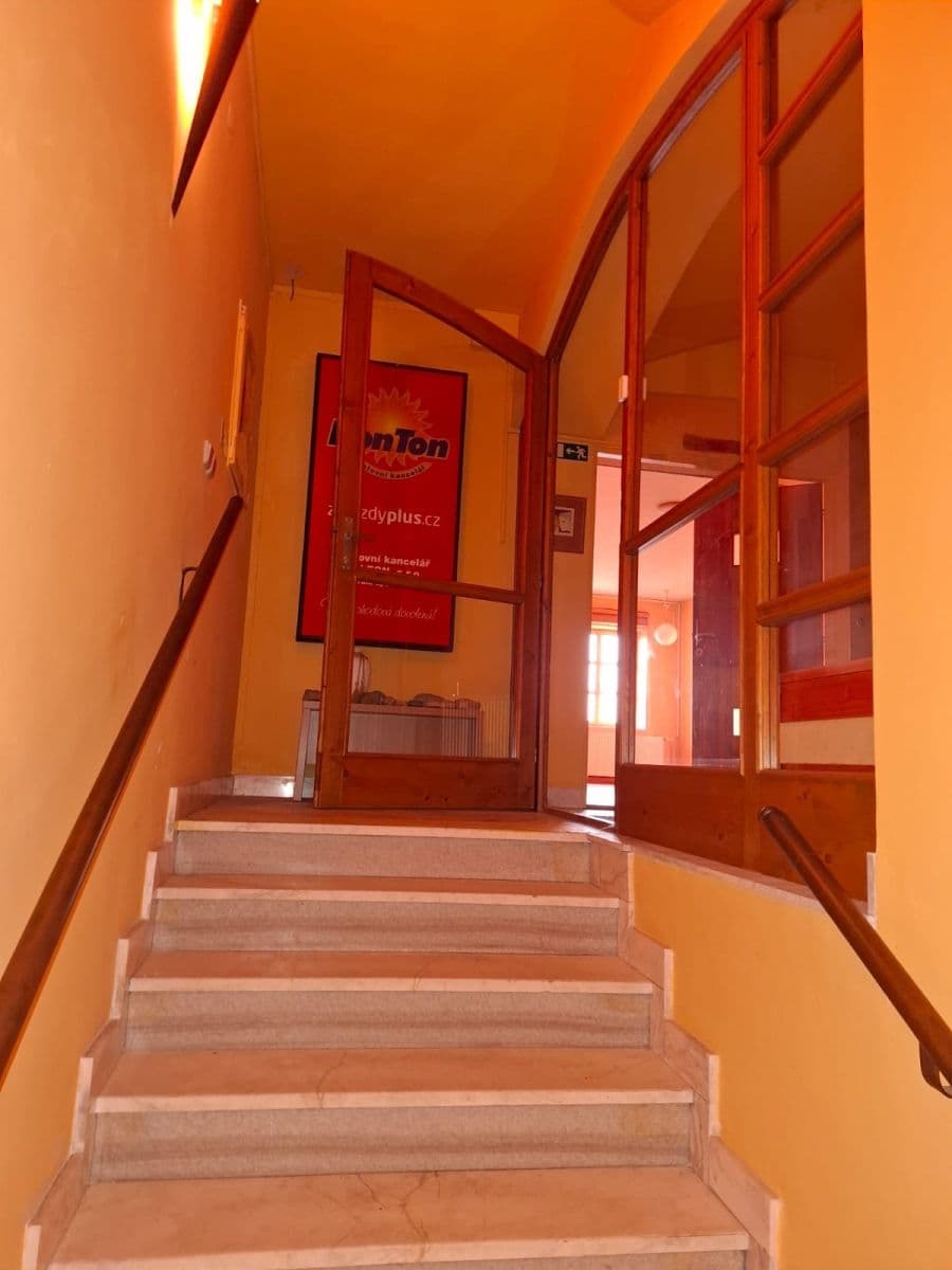 Pronájem nebytového prostoru 130 m², Radniční, Hranice, Olomoucký kraj Pronájem nebytového prostoru 130 m², Radniční, Hranice, Olomoucký kraj