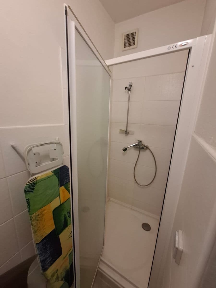 Pronájem nebytového prostoru 130 m², Radniční, Hranice, Olomoucký kraj Pronájem nebytového prostoru 130 m², Radniční, Hranice, Olomoucký kraj