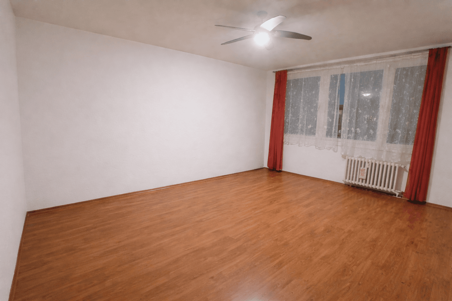 Pronájem bytu 3+1 72 m², Ke Strašnické, Praha, Praha Pronájem bytu 3+1 72 m², Ke Strašnické, Praha, Praha