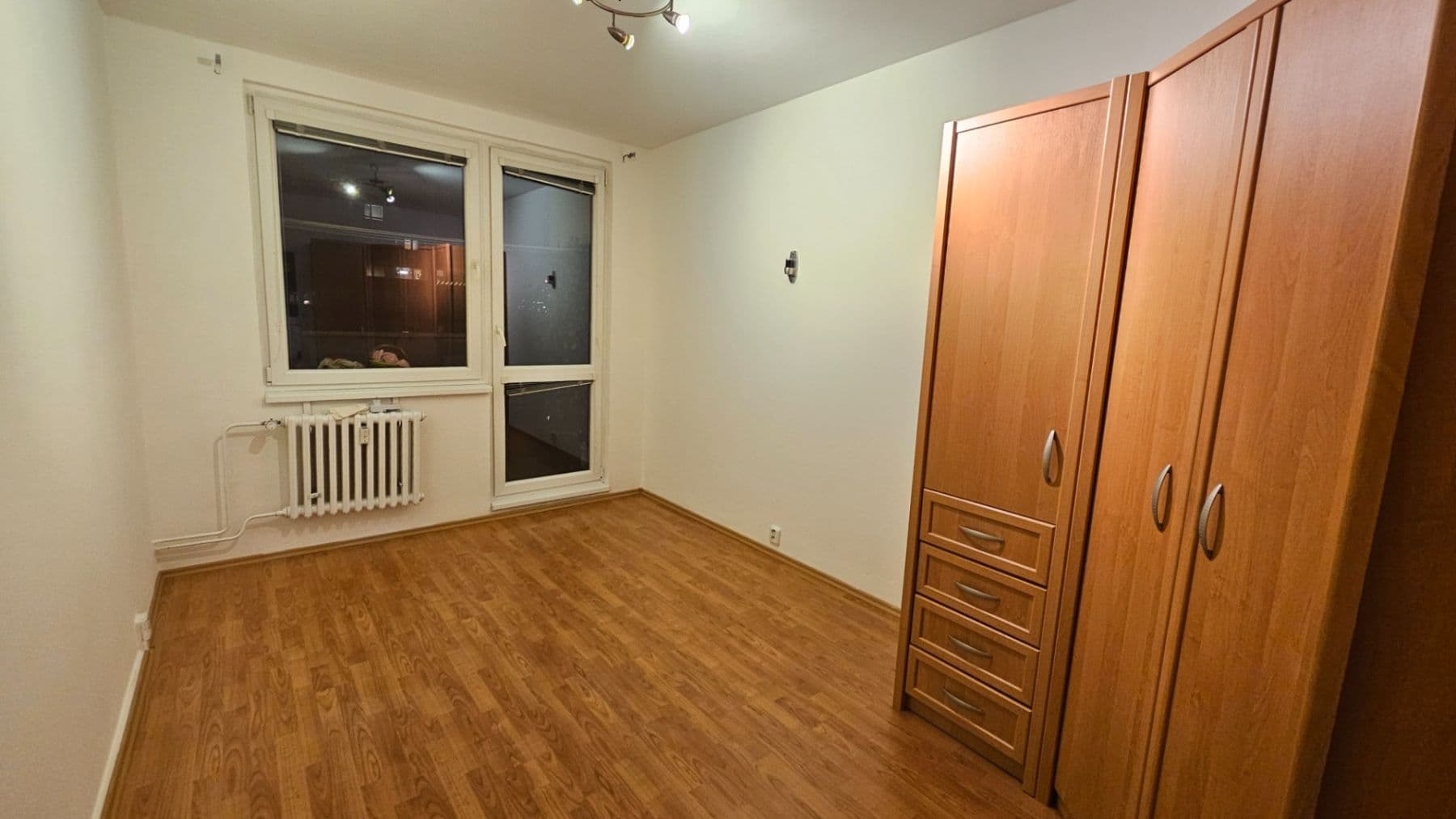 Pronájem bytu 3+1 72 m², Ke Strašnické, Praha, Praha Pronájem bytu 3+1 72 m², Ke Strašnické, Praha, Praha