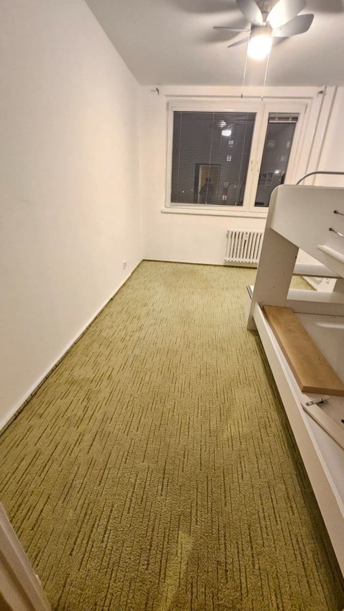 Pronájem bytu 3+1 72 m², Ke Strašnické, Praha, Praha Pronájem bytu 3+1 72 m², Ke Strašnické, Praha, Praha