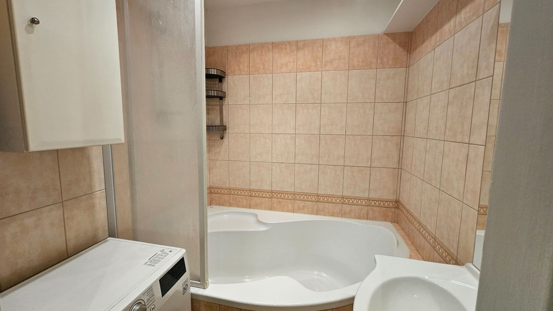 Pronájem bytu 3+1 72 m², Ke Strašnické, Praha, Praha Pronájem bytu 3+1 72 m², Ke Strašnické, Praha, Praha