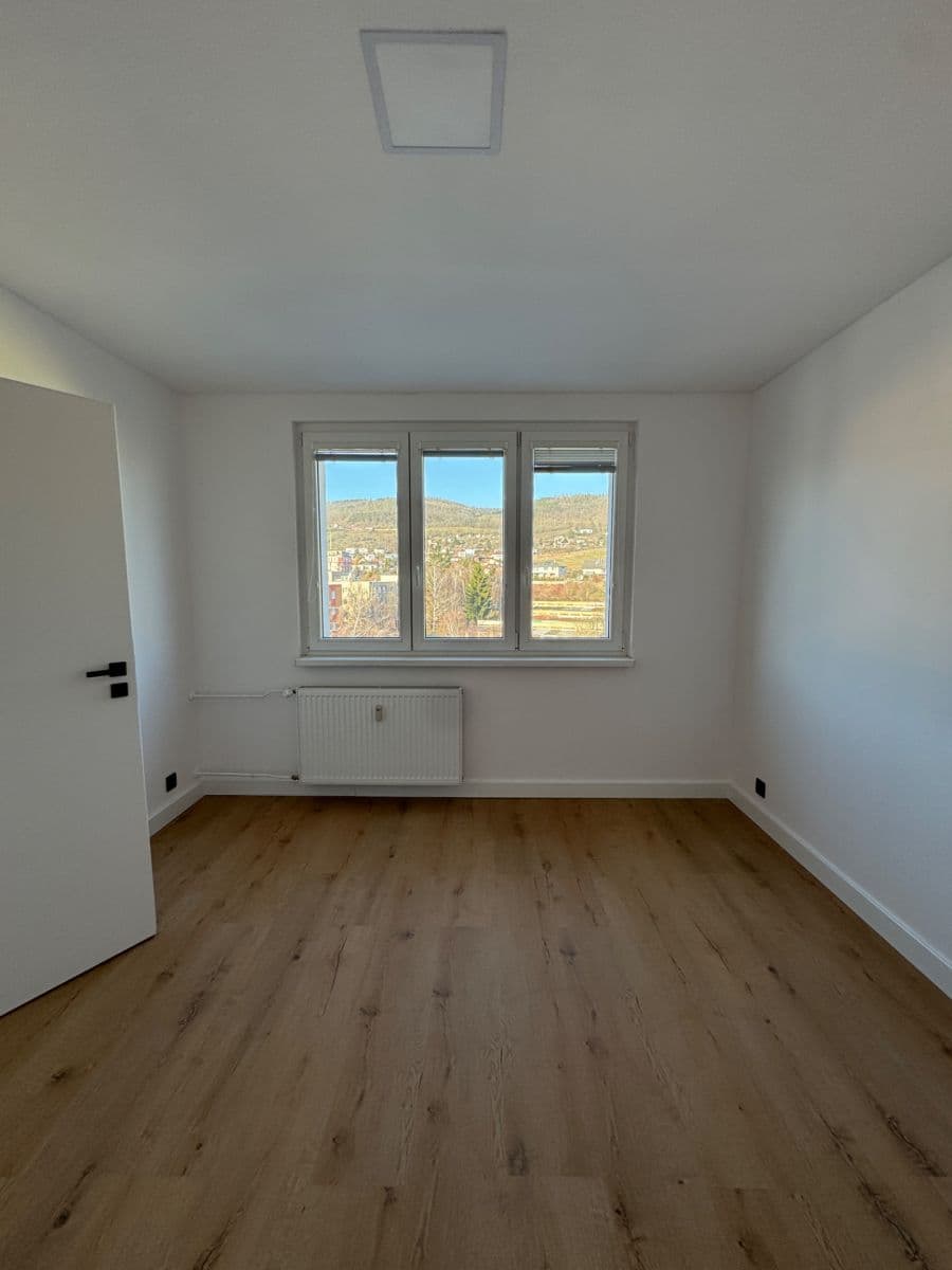 Pronájem bytu 3+kk 54 m², Třída Míru, Beroun, Středočeský kraj Pronájem bytu 3+kk 54 m², Třída Míru, Beroun, Středočeský kraj