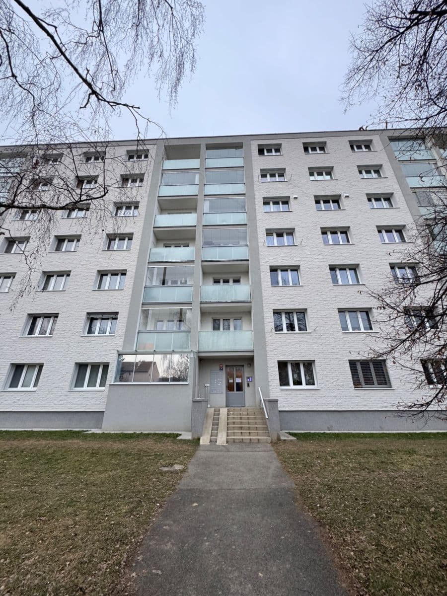 Pronájem bytu 3+kk 54 m², Třída Míru, Beroun, Středočeský kraj Pronájem bytu 3+kk 54 m², Třída Míru, Beroun, Středočeský kraj