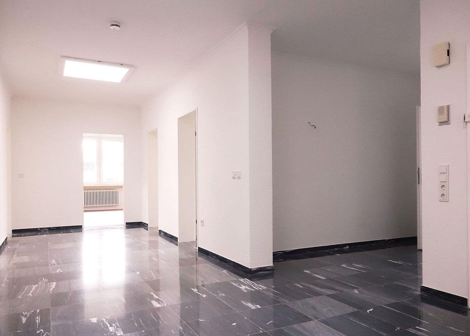 Pronájem bytu 5+1 250 m², Bergisch Gladbach, Severní Porýní-Vestfálsko Pronájem bytu 5+1 250 m², Bergisch Gladbach, Severní Porýní-Vestfálsko