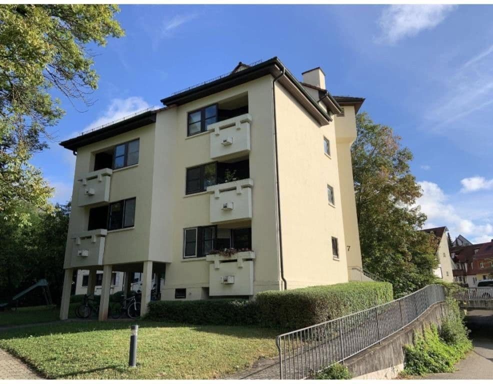 Pronájem bytu 1+1 35 m², Heinrichsweg, Tübingen, Bádensko-Württembersko Pronájem bytu 1+1 35 m², Heinrichsweg, Tübingen, Bádensko-Württembersko