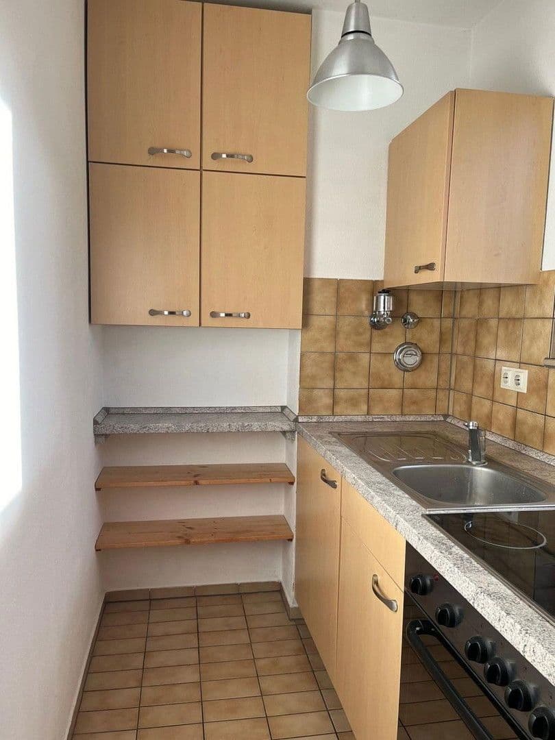 Pronájem bytu 1+1 35 m², Heinrichsweg, Tübingen, Bádensko-Württembersko Pronájem bytu 1+1 35 m², Heinrichsweg, Tübingen, Bádensko-Württembersko