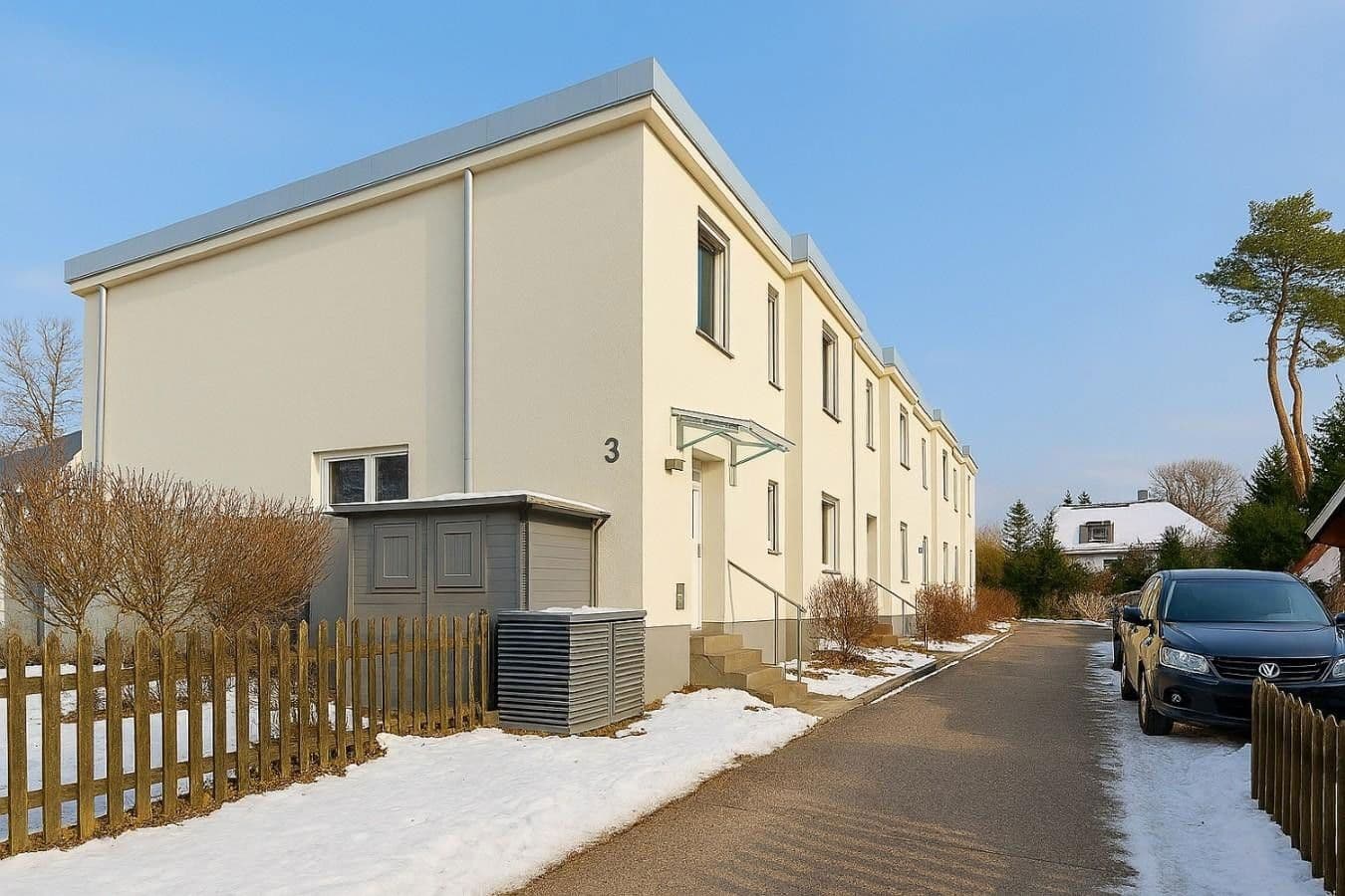 Prodej domu 100 m², pozemek 420 m², Lichterfelde, Berlín Prodej domu 100 m², pozemek 420 m², Lichterfelde, Berlín