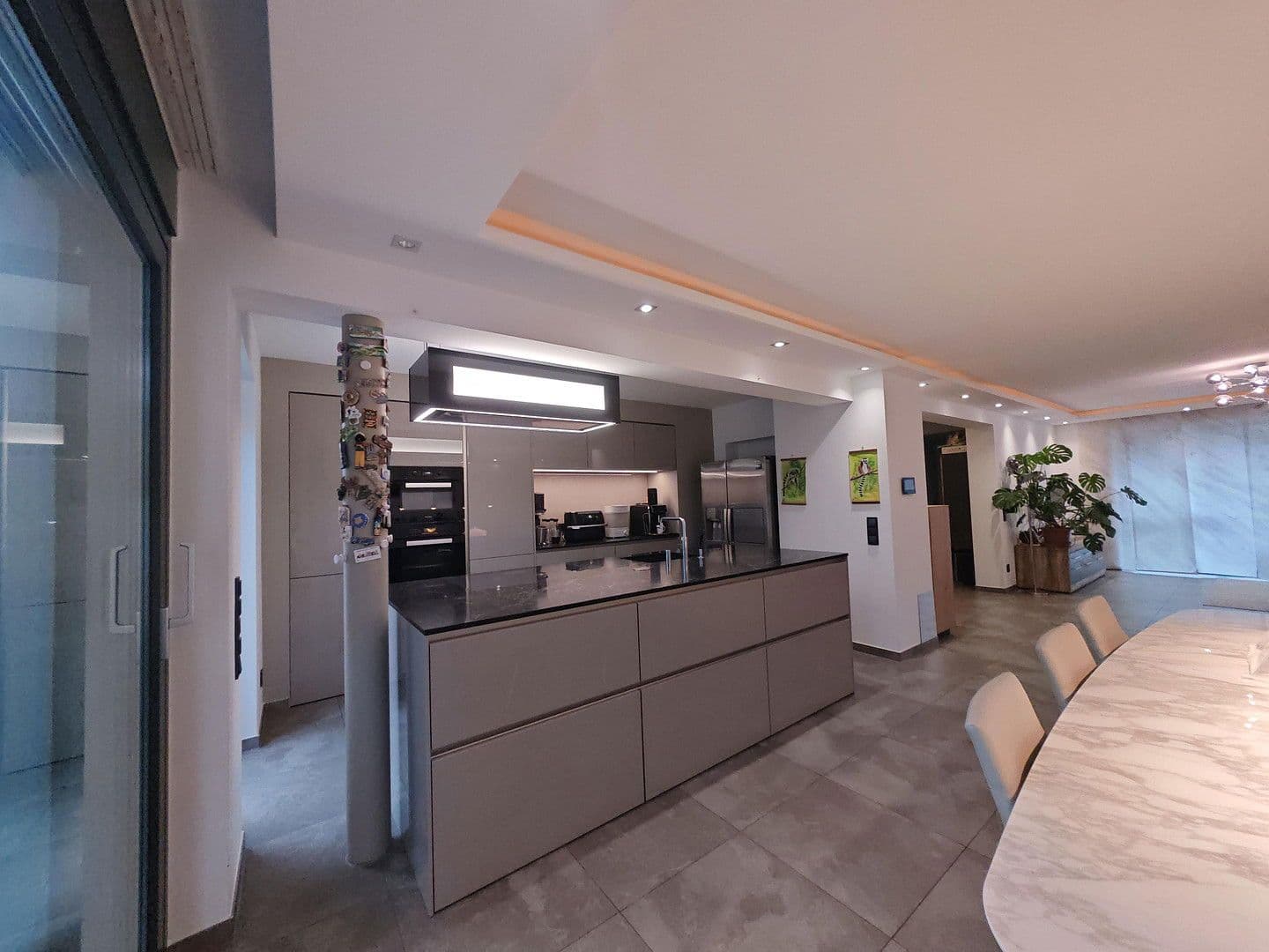 Prodej domu 217 m², pozemek 447 m², Cáchy, Severní Porýní-Vestfálsko Prodej domu 217 m², pozemek 447 m², Cáchy, Severní Porýní-Vestfálsko