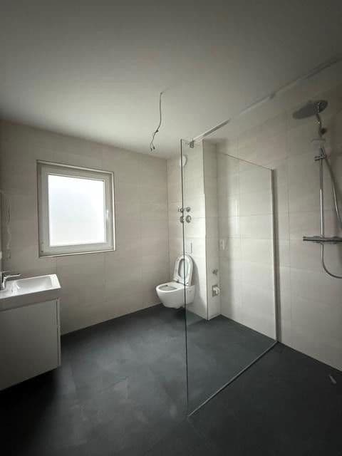 Prodej bytu 3+1 83 m², Bremer Str 53, Berlin, Berlín Prodej bytu 3+1 83 m², Bremer Str 53, Berlin, Berlín