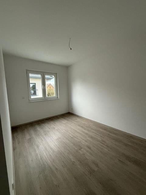 Prodej bytu 3+1 83 m², Bremer Str 53, Berlin, Berlín Prodej bytu 3+1 83 m², Bremer Str 53, Berlin, Berlín