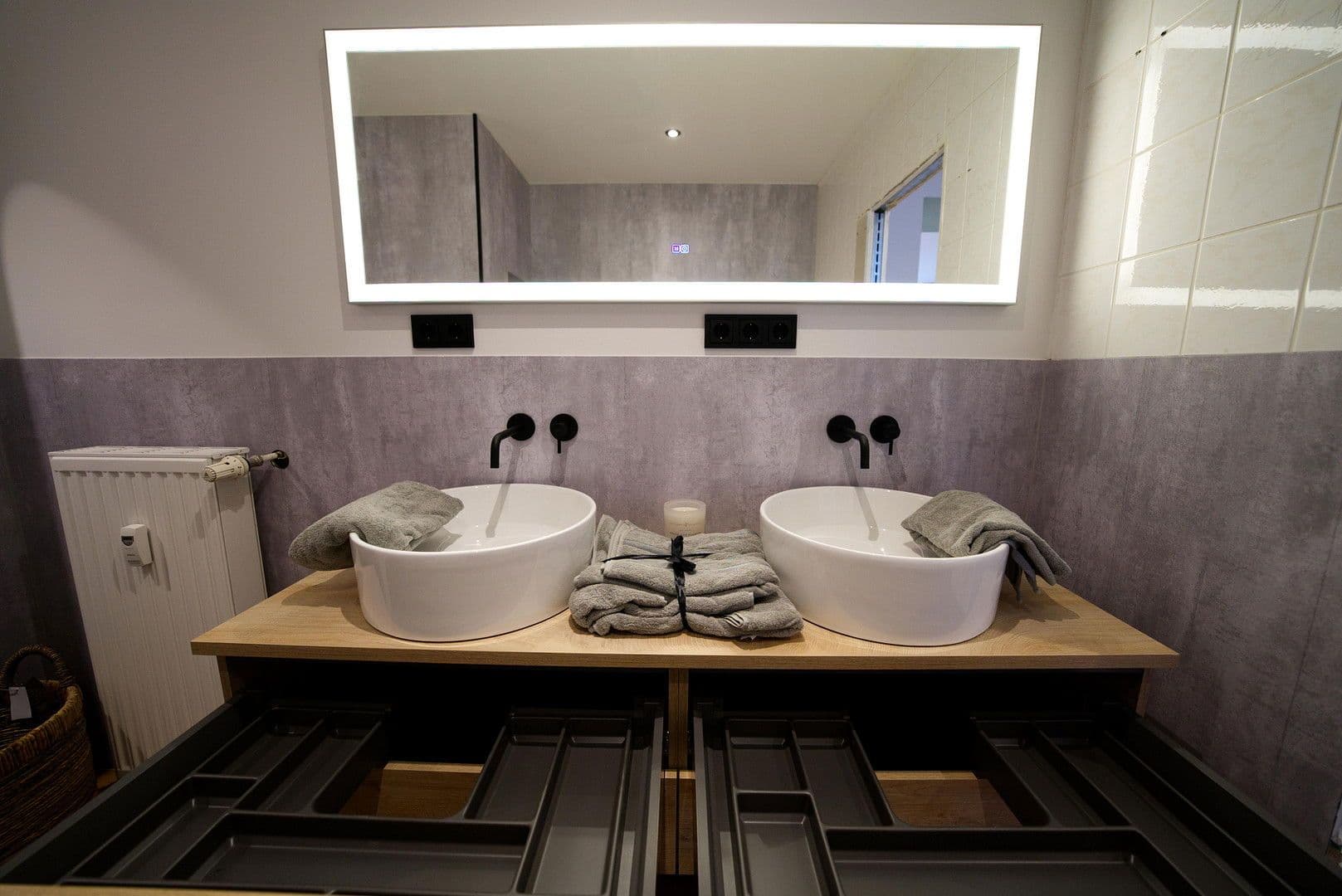 Pronájem bytu 3+1 82 m², Barbarossastraße 86, Chemnitz, Sasko Pronájem bytu 3+1 82 m², Barbarossastraße 86, Chemnitz, Sasko