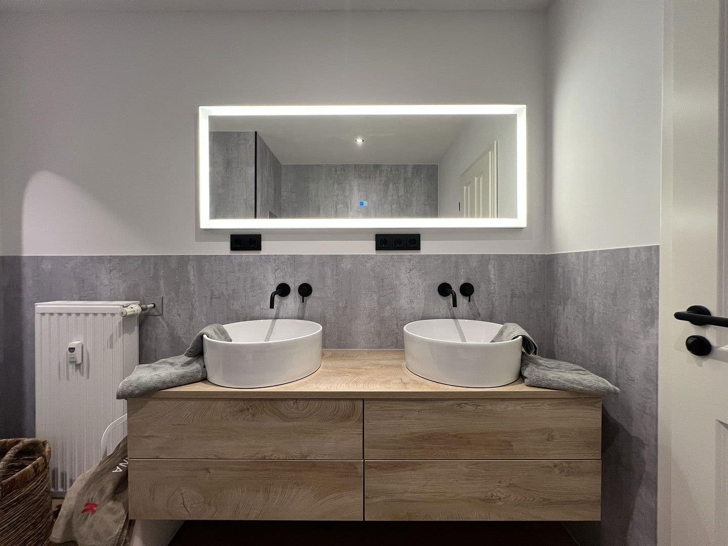 Pronájem bytu 3+1 82 m², Barbarossastraße 86, Chemnitz, Sasko Pronájem bytu 3+1 82 m², Barbarossastraße 86, Chemnitz, Sasko