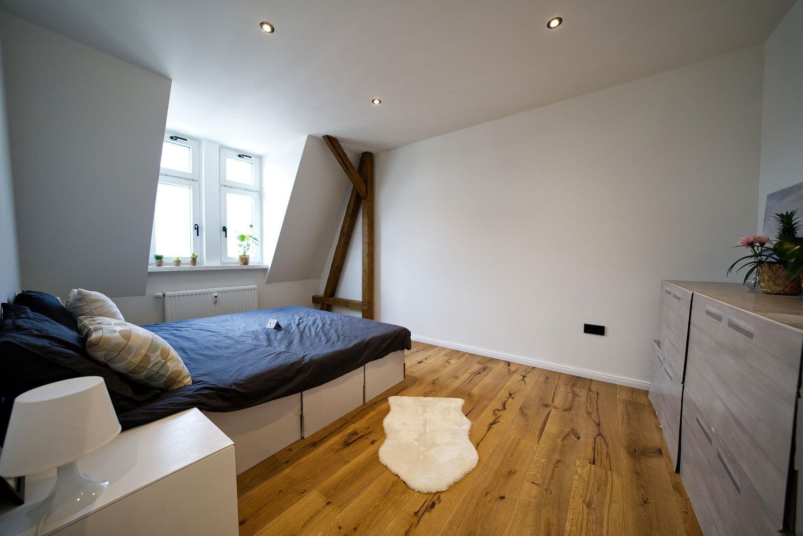 Pronájem bytu 3+1 82 m², Barbarossastraße 86, Chemnitz, Sasko Pronájem bytu 3+1 82 m², Barbarossastraße 86, Chemnitz, Sasko