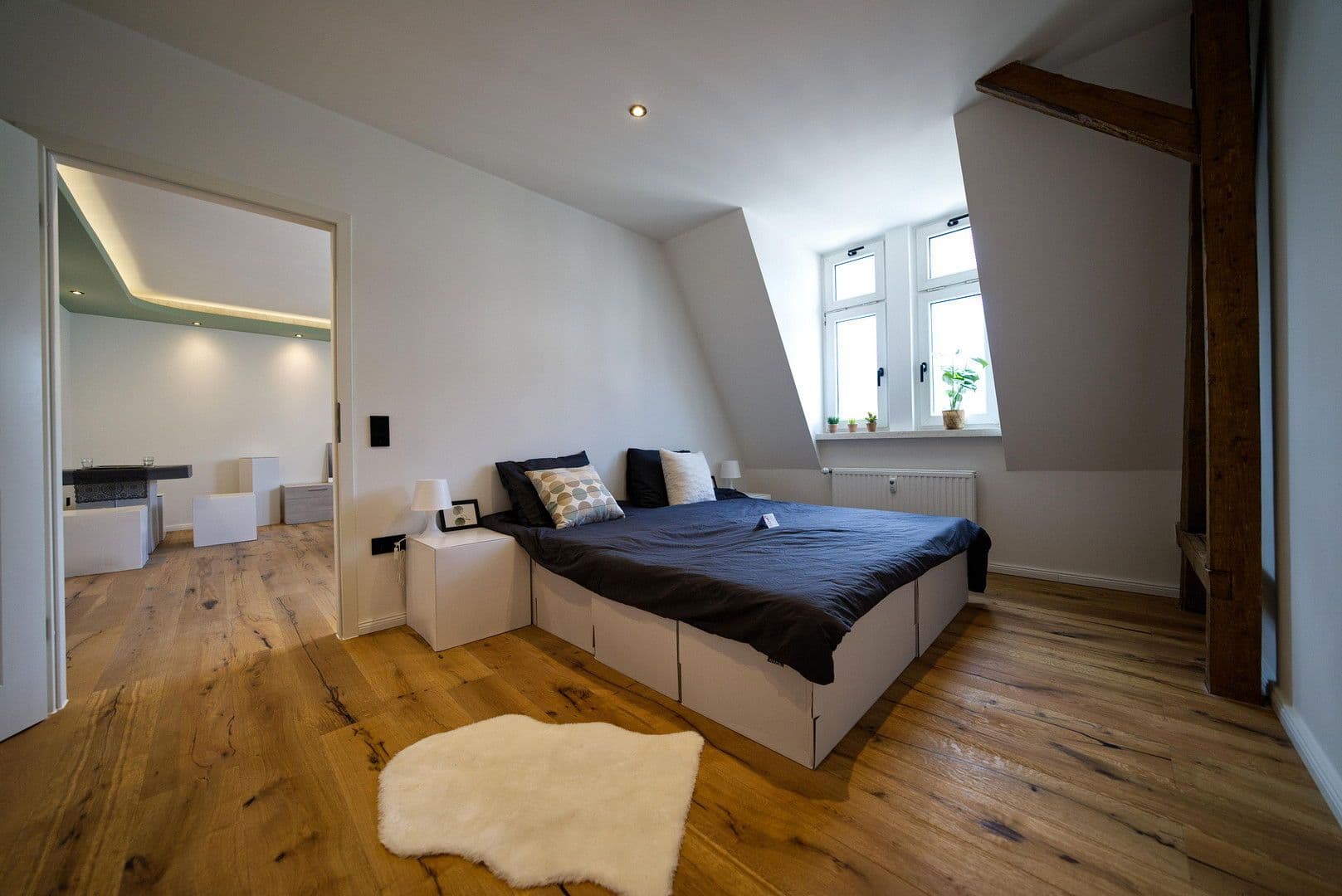 Pronájem bytu 3+1 82 m², Barbarossastraße 86, Chemnitz, Sasko Pronájem bytu 3+1 82 m², Barbarossastraße 86, Chemnitz, Sasko