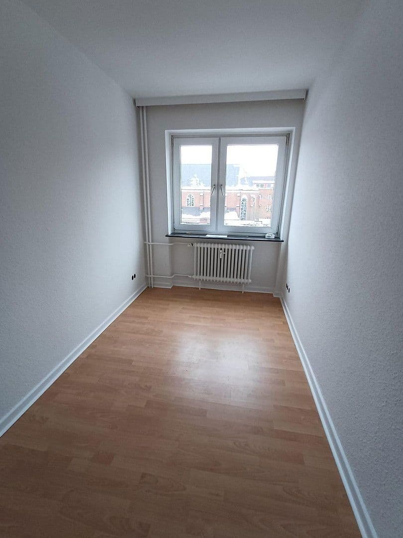 Pronájem bytu 4+1 72 m², Kiel, Šlesvicko-Holštýnsko Pronájem bytu 4+1 72 m², Kiel, Šlesvicko-Holštýnsko