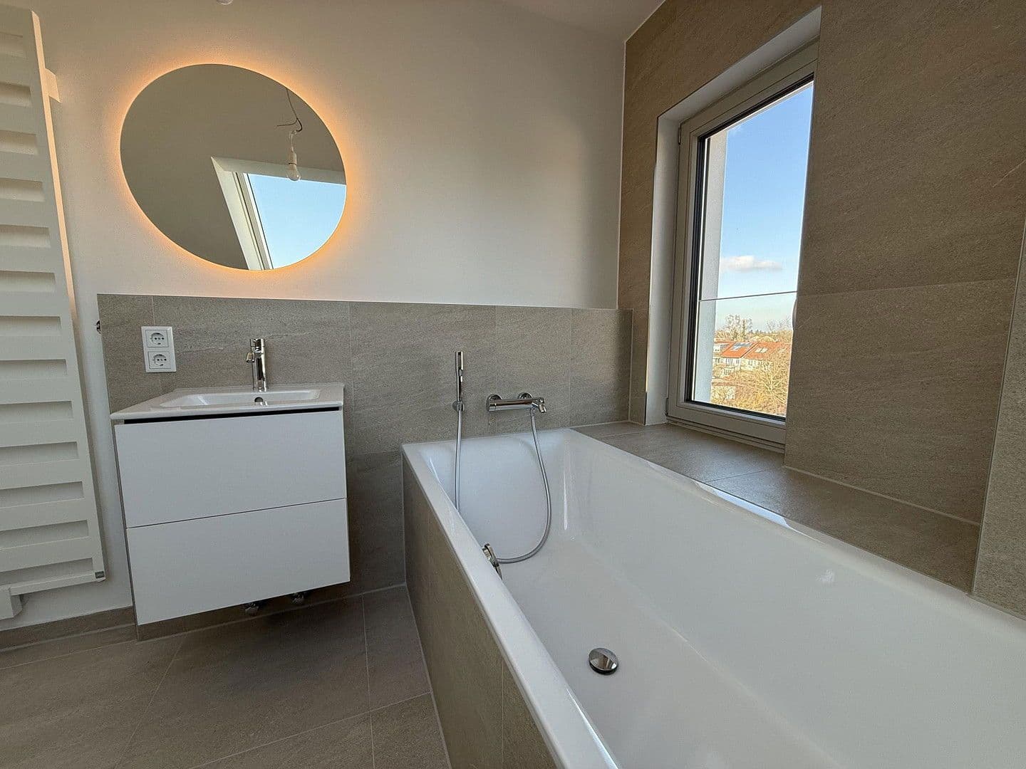 Prodej bytu 3+1 100 m², Planegg, Bavorsko Prodej bytu 3+1 100 m², Planegg, Bavorsko