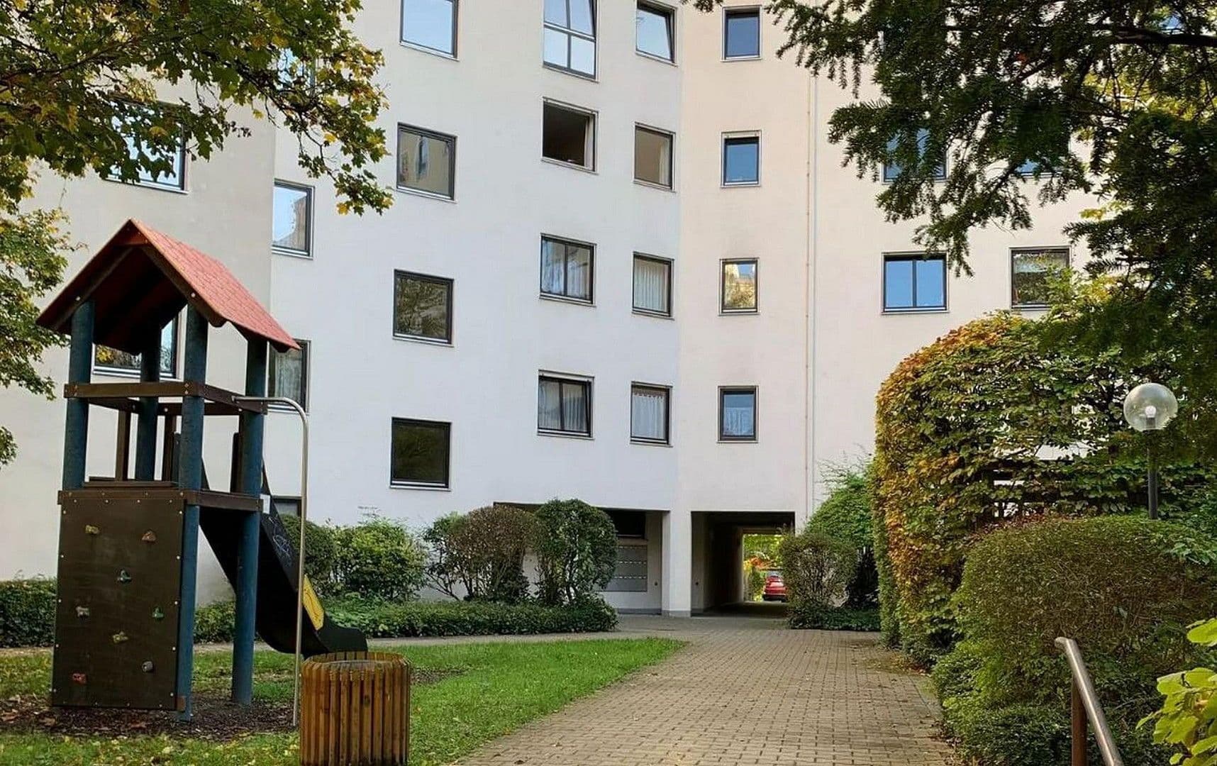 Pronájem bytu 2+1 45 m², Hertleinstraße 22, Erlangen, Bavorsko Pronájem bytu 2+1 45 m², Hertleinstraße 22, Erlangen, Bavorsko