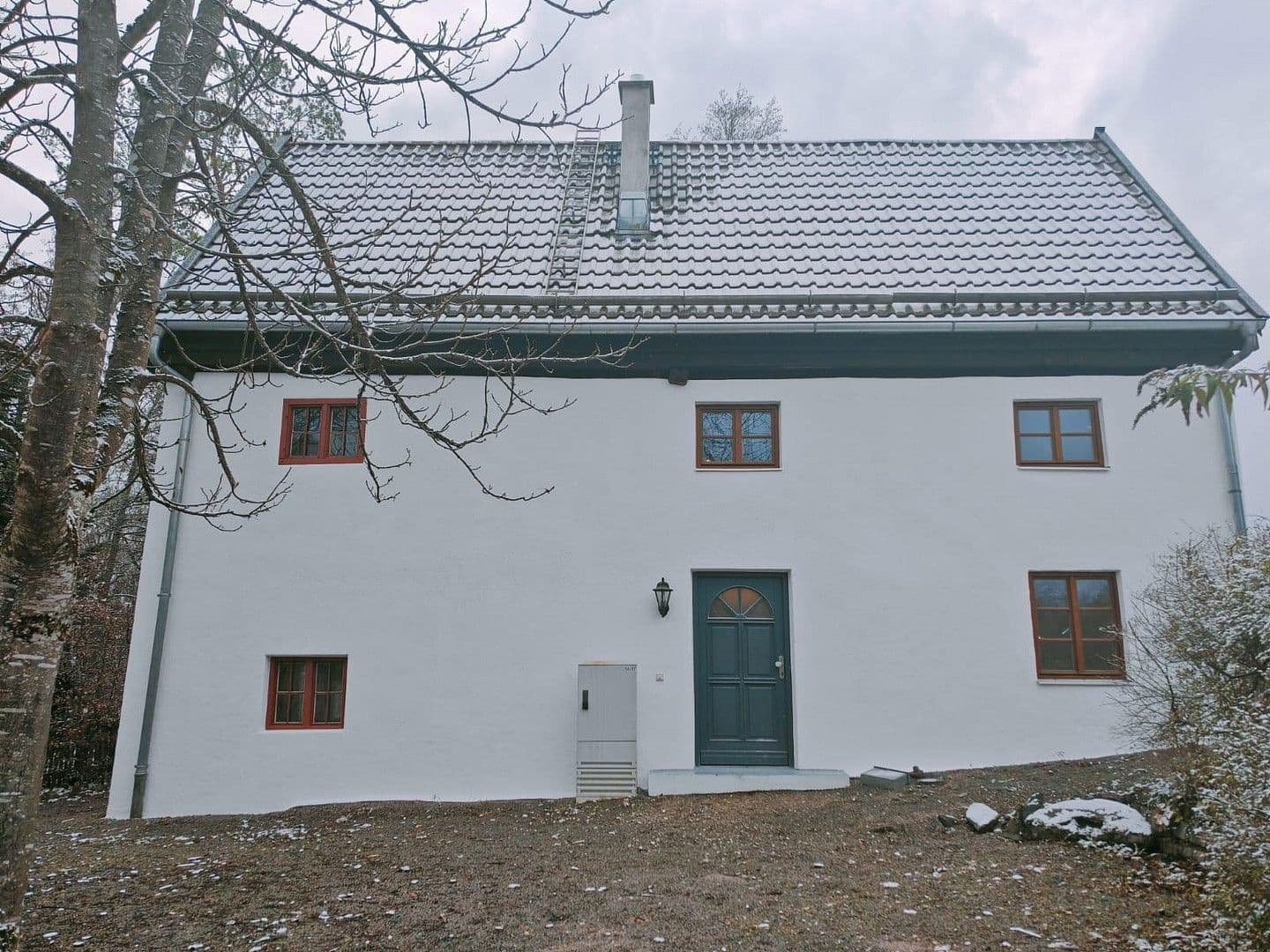 Pronájem domu 130 m², pozemek 2.678 m², Manthalstr. 2, Berg, Bavorsko Pronájem domu 130 m², pozemek 2.678 m², Manthalstr. 2, Berg, Bavorsko