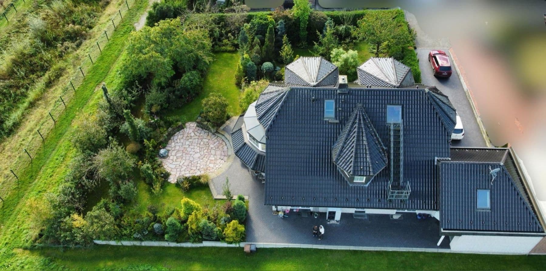 Prodej domu 301 m², pozemek 1.178 m², Ennigerloh, Severní Porýní-Vestfálsko Prodej domu 301 m², pozemek 1.178 m², Ennigerloh, Severní Porýní-Vestfálsko