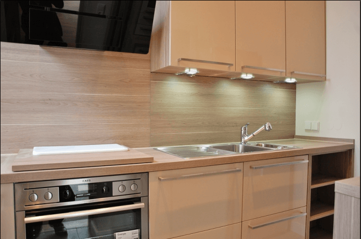 Pronájem bytu 3+1 93 m², Wiesbaden, Hessen Pronájem bytu 3+1 93 m², Wiesbaden, Hessen