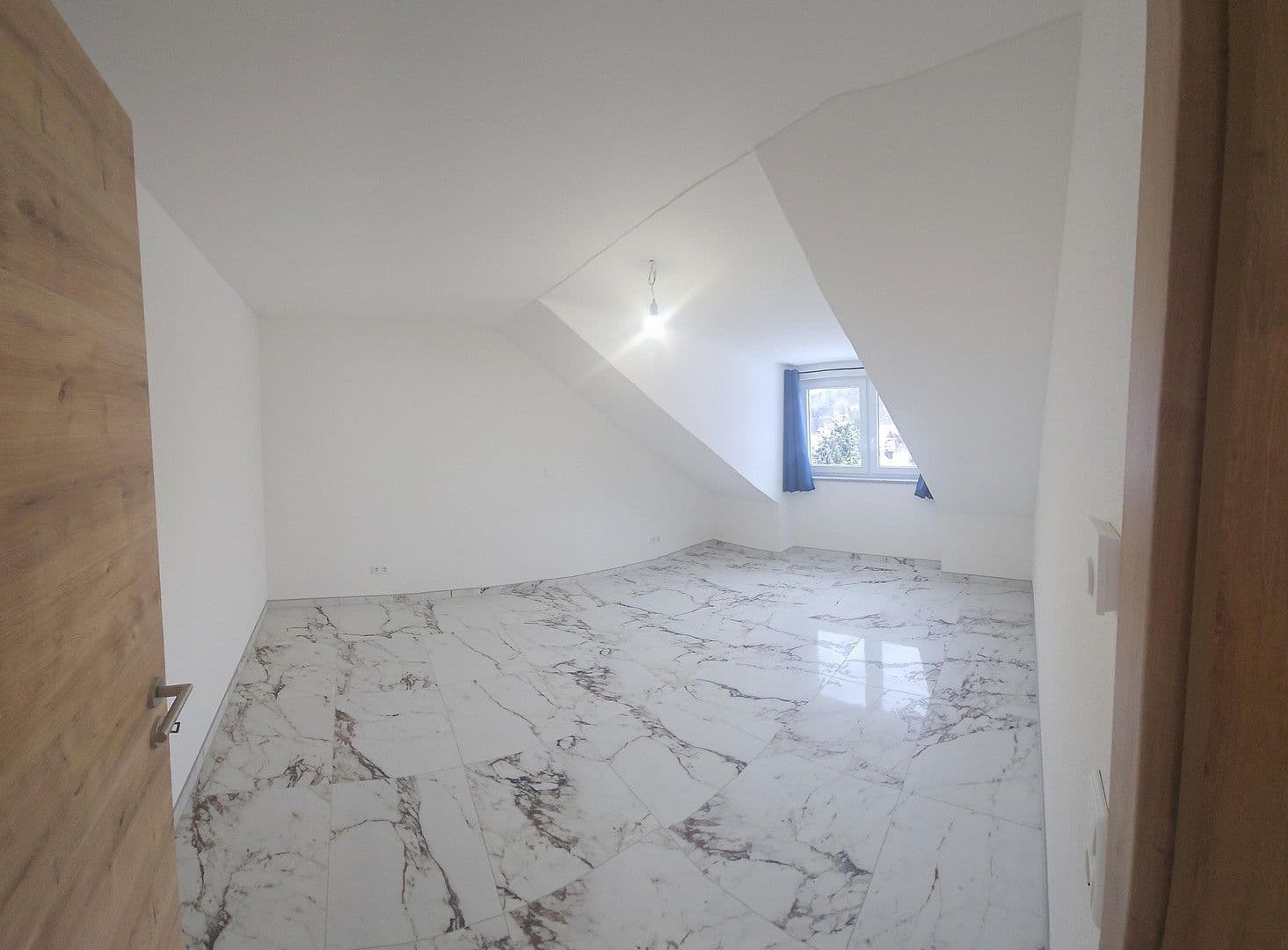 Pronájem bytu 2+1 60 m², Höckhstraße 12, Bad Tölz, Bavorsko Pronájem bytu 2+1 60 m², Höckhstraße 12, Bad Tölz, Bavorsko