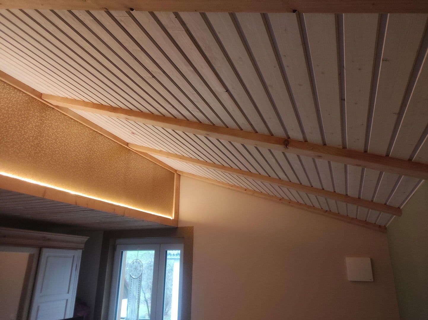 Prodej domu 232 m², pozemek 473 m², Poppenhausen (Wasserkuppe), Hessen Prodej domu 232 m², pozemek 473 m², Poppenhausen (Wasserkuppe), Hessen