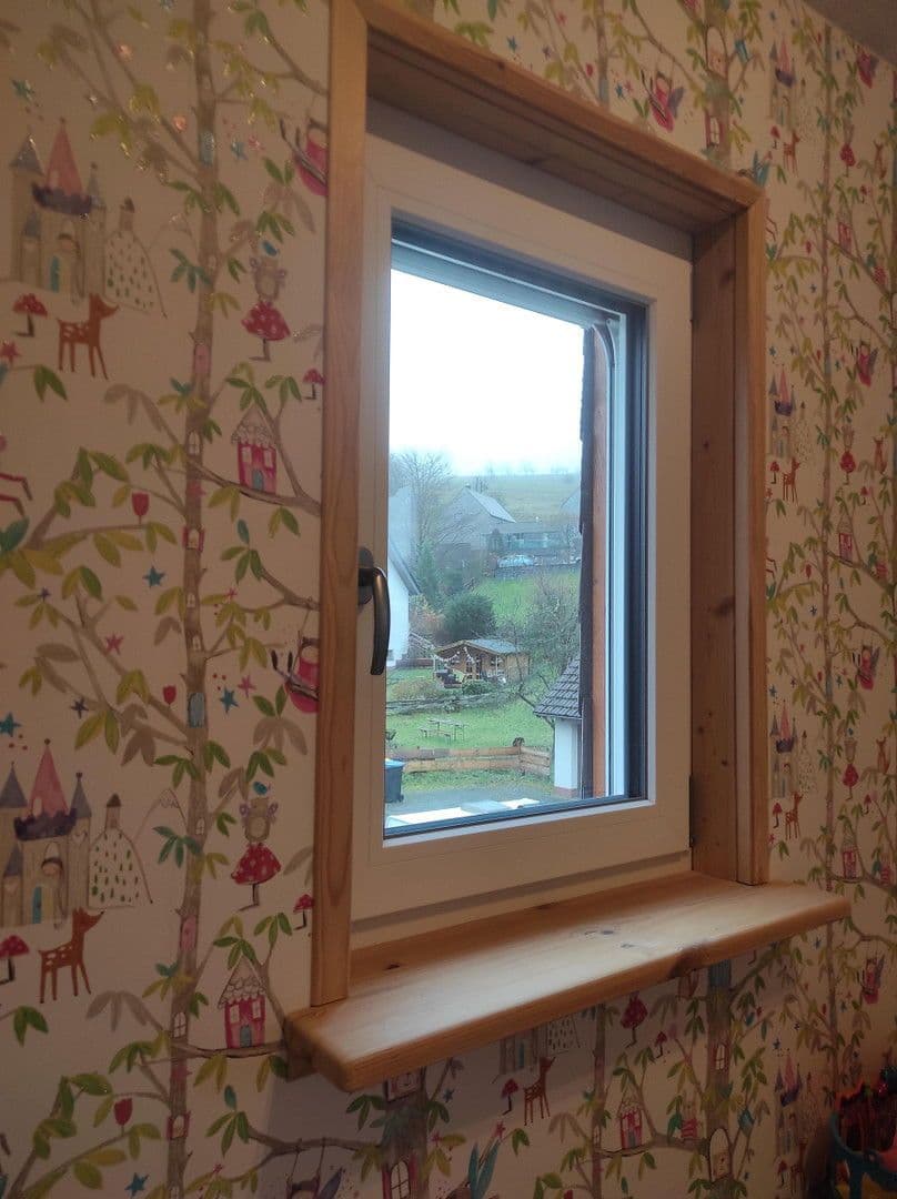 Prodej domu 232 m², pozemek 473 m², Poppenhausen (Wasserkuppe), Hessen Prodej domu 232 m², pozemek 473 m², Poppenhausen (Wasserkuppe), Hessen