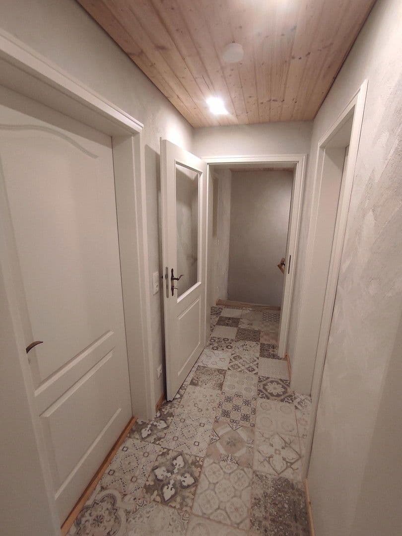 Prodej domu 232 m², pozemek 473 m², Poppenhausen (Wasserkuppe), Hessen Prodej domu 232 m², pozemek 473 m², Poppenhausen (Wasserkuppe), Hessen