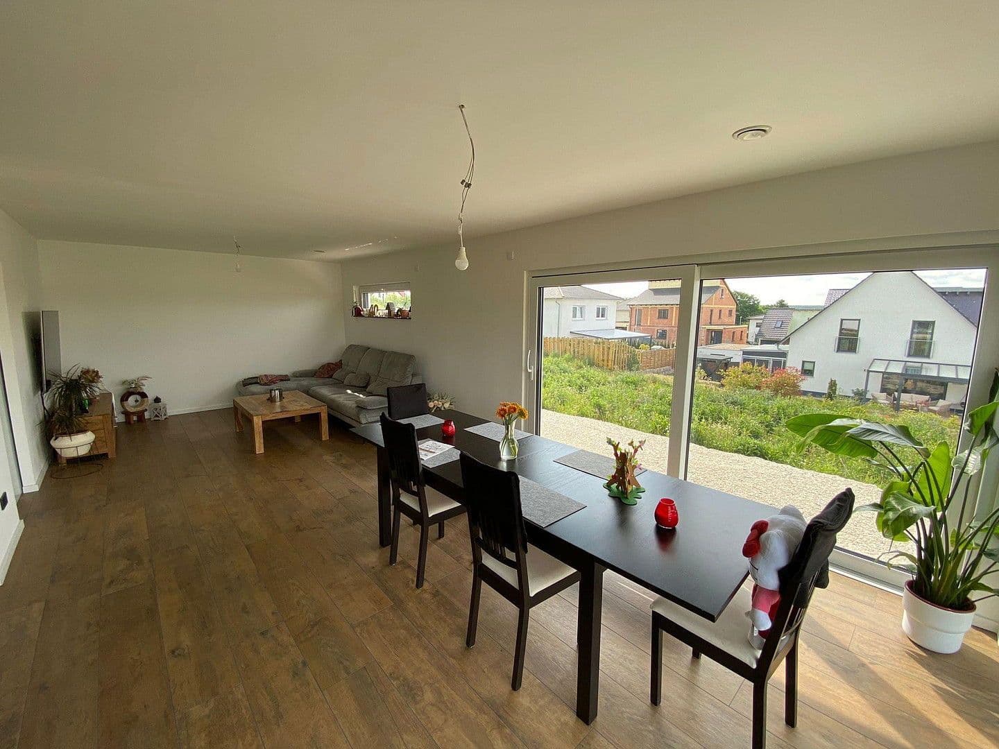 Prodej domu 170 m², pozemek 748 m², Zum Baumfeld 5, Pommersfelden, Bavorsko Prodej domu 170 m², pozemek 748 m², Zum Baumfeld 5, Pommersfelden, Bavorsko