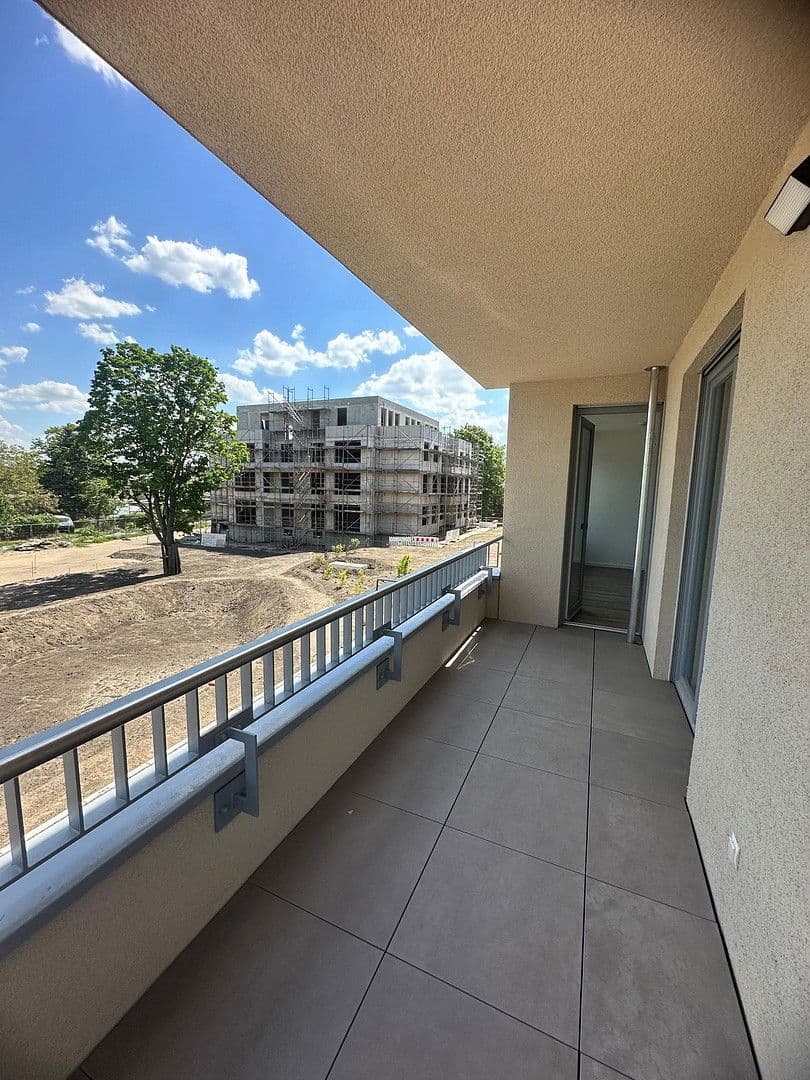 Pronájem bytu 3+1 91 m², Regener Straße 61, Berlin, Berlín Pronájem bytu 3+1 91 m², Regener Straße 61, Berlin, Berlín