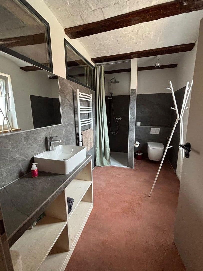 Pronájem bytu 4+kk 140 m², Madsow 19-22, Neuburg, Mecklenburg-Vorpommern Pronájem bytu 4+kk 140 m², Madsow 19-22, Neuburg, Mecklenburg-Vorpommern