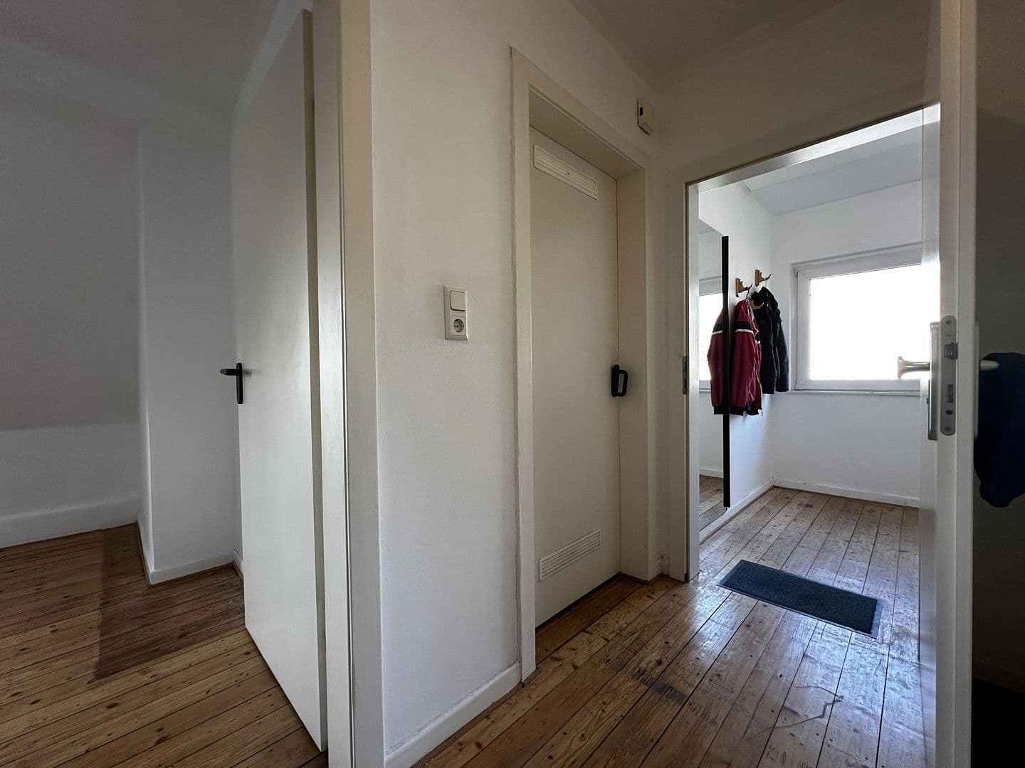 Prodej domu 141 m², pozemek 498 m², Am Feuerschlößchen 10, Bad Honnef, Severní Porýní-Vestfálsko Prodej domu 141 m², pozemek 498 m², Am Feuerschlößchen 10, Bad Honnef, Severní Porýní-Vestfálsko