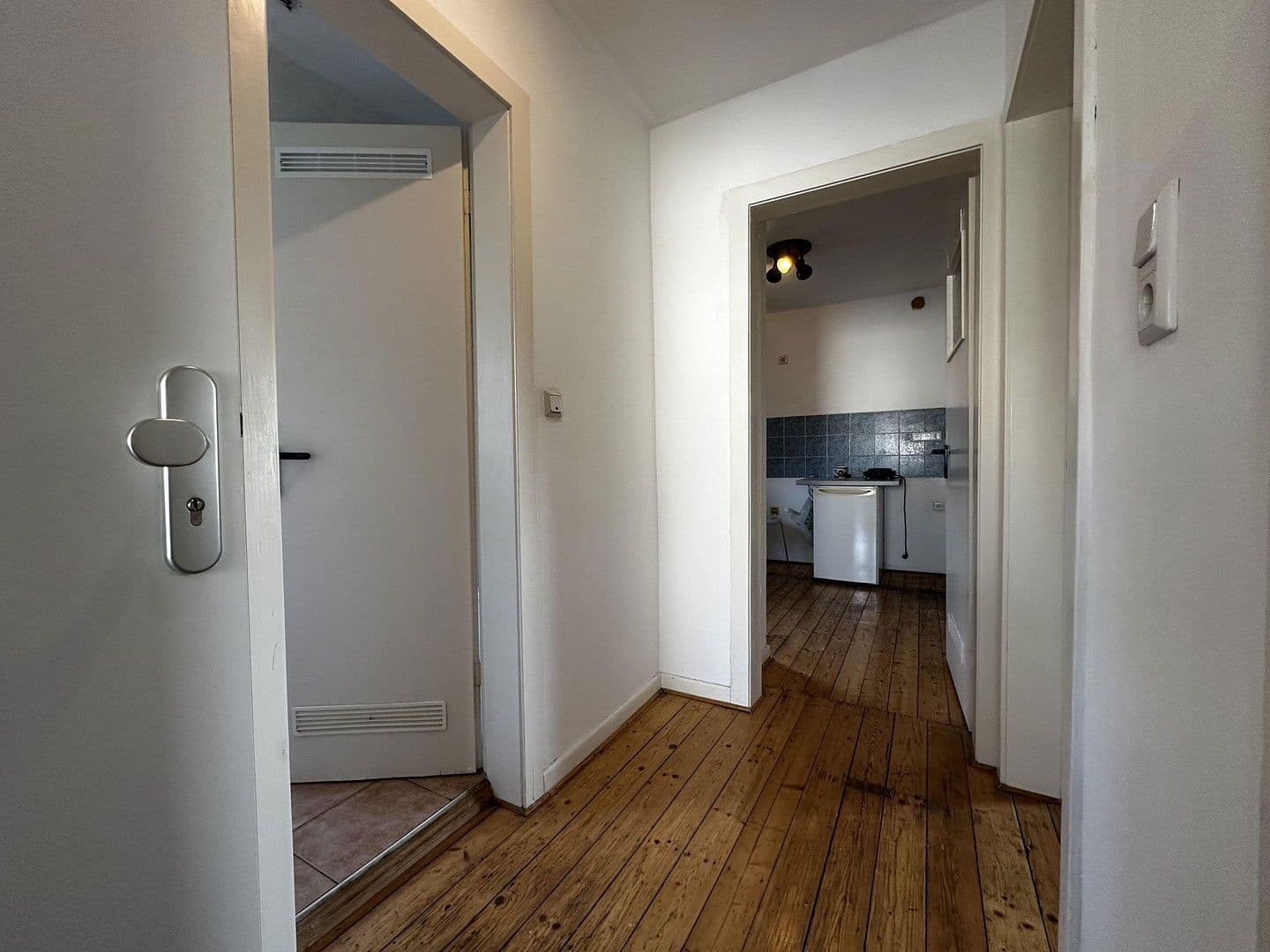 Prodej domu 141 m², pozemek 498 m², Am Feuerschlößchen 10, Bad Honnef, Severní Porýní-Vestfálsko Prodej domu 141 m², pozemek 498 m², Am Feuerschlößchen 10, Bad Honnef, Severní Porýní-Vestfálsko