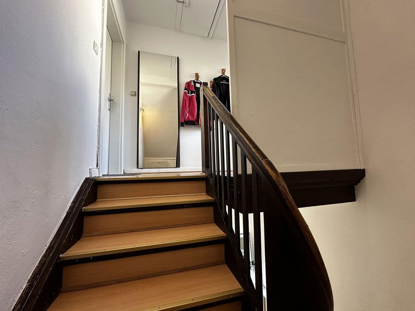 Prodej domu 141 m², pozemek 498 m², Am Feuerschlößchen 10, Bad Honnef, Severní Porýní-Vestfálsko Prodej domu 141 m², pozemek 498 m², Am Feuerschlößchen 10, Bad Honnef, Severní Porýní-Vestfálsko