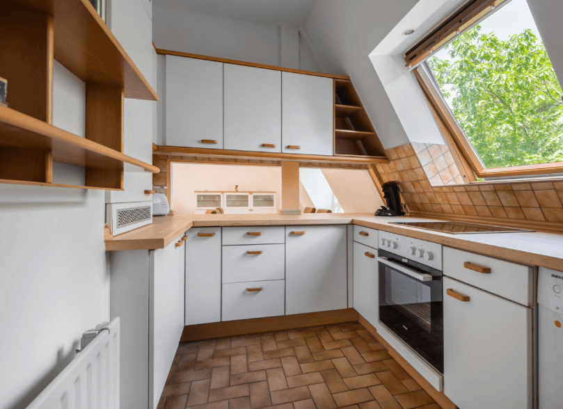 Pronájem bytu 3+1 86 m², Berlin, Berlín Pronájem bytu 3+1 86 m², Berlin, Berlín